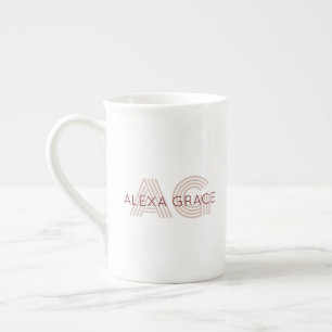 Moderne Beige- und Weinmonogramm Porzellantasse