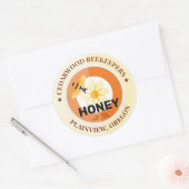 Moderne Biene und Blume Ivory Honey Jar Runder Aufkleber (Umschlag)