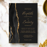 Moderne Black Gold Agate Dark Wedding Einladung<br><div class="desc">Die links Seite dieses eleganten,  modernen Hochzeitseinladens besticht durch einen schwarzen Aquarellrahmen,  der mit vergoldetem Imitat bestickt ist. Der anpassbare Text kombiniert goldfarbene Handschrift,  Copperplate und kursiv Schriftart auf einem schwarzen Hintergrund. Auf der Rückseite ist ein passendes schwarz-goldfarbenes Agerat-Design zu sehen.</div>