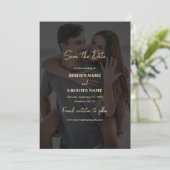 Moderne Black Gold Foto Overlay-Hochzeit Save The Date (Stehend Vorderseite)