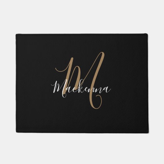 Moderne Black Gold Monogram Chic Girl Script Name Fußmatte (Vorderseite)
