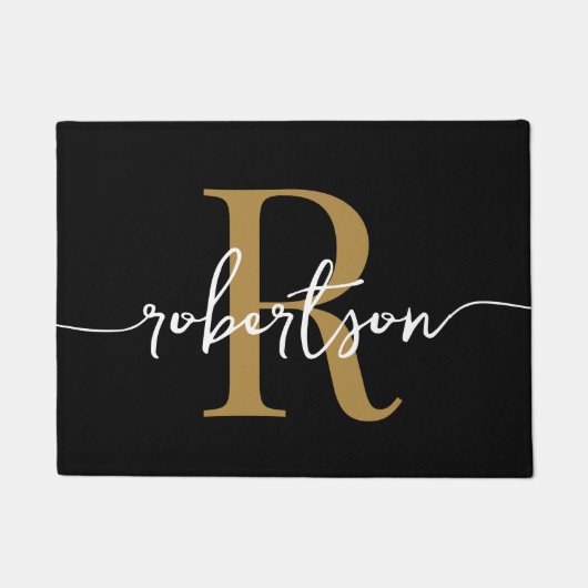 Moderne Black Gold Monogram Familienname Script Do Fußmatte (Vorderseite)