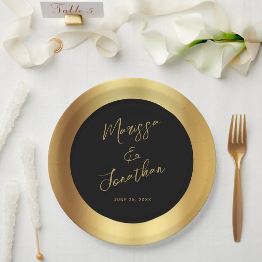 Moderne Black Gold Script Shiny Wedding Pappteller (Hochzeit)