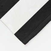 Moderne Black Stripes IMITATE Lila Glitz und Name Fleecedecke (Ecke)