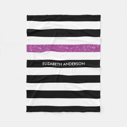 Moderne Black Stripes IMITATE Lila Glitz und Name Fleecedecke (Vorderseite)
