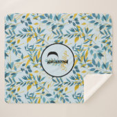 Moderne Blätter Navy Gold Monogram "Letter P" Sherpadecke (Vorderseite (Horizontal))