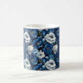 Moderne blaue Blumen Personalisierte Blumen Kaffee Kaffeetasse (Mittel)