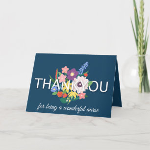 Moderne blaue Blumen-Typografie Krankenschwester Dankeskarte