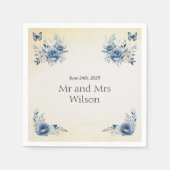 Moderne blaue Blumen und Schmetterlinge Hochzeitse Serviette (Vorderseite)