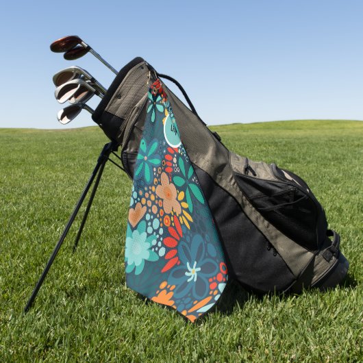 Moderne blaue dunkle Blumen Golfhandtuch (Gras)