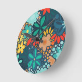 Moderne blaue dunkle Blumen Runde Wanduhr (Winkel)