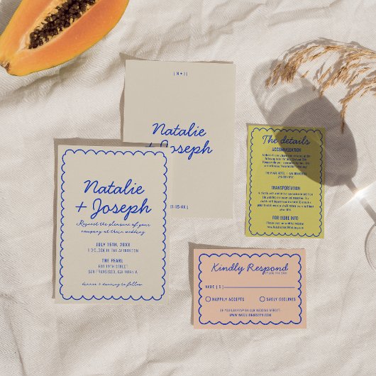 Moderne blaue Farben Retro Spaß Whimsical Wedding Einladung