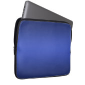 Moderne blaue Gradientengalaxie Laptopschutzhülle (Vorne Rechts)