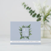 Moderne blaue Hochzeit spart das Datum Ankündigungspostkarte (Stehend Vorderseite)
