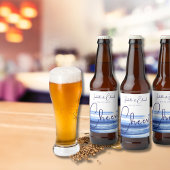 Moderne blaue Wasserfarbe Pinselstriche in Weiß Bierflaschenetikett