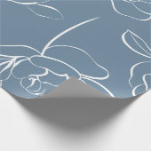 Moderne Blaue Wildblume  Geschenkpapier (Ecke)