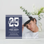 Moderne Blue Foto Graduation Party Einladung (Stehend Vorderseite)