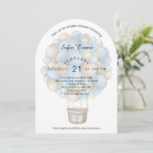 Moderne Blue Hot Air Ballon Baby Dusche Einladung (Stehend Vorderseite)