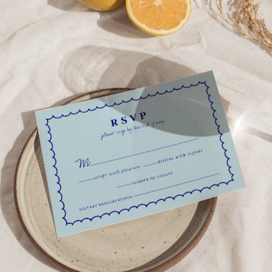 Moderne Blue Mediterrane Muschel Wedding RSVP Card