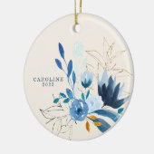 Moderne Blue Watercolor-Blume Personalisiert 2022 Keramik Ornament (Links)