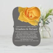 Moderne Blumenhochzeit | Gelbe Rosen Einladung (Stehend Vorderseite)