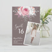 Moderne Blumenrosa 16 . Geburtstag Geburtstagspart Einladung (Stehend Vorderseite)