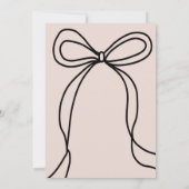 Moderne Blush Bow Graduation Party Einladung (Rückseite)