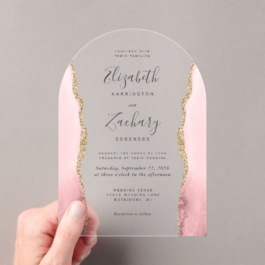 Moderne Blush Pink Gold Agate Arch Hochzeit Acryleinladungen (Insitu (Handheld))