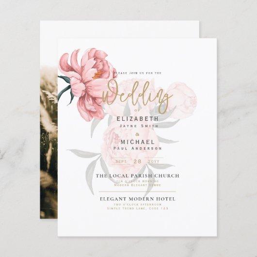 Moderne Blush Pink Peonies Bloral Wedite Einladung (Vorne/Hinten)