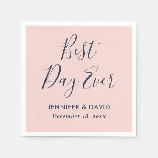 Moderne Blush-Skripte und Hochzeit von Navy Blue Serviette (Vorderseite)