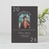 moderne bogenförmige Abschlussfeier  Einladung (Stehend Vorderseite)