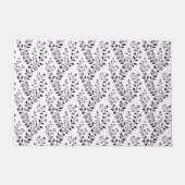 Moderne Boho-Blumenmuster Pflaume Weiß Fußmatte (Vorderseite)