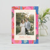 Moderne Boho Bunte Rote Florale Foto Hochzeit Save The Date (Stehend Vorderseite)