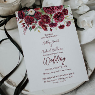 Moderne Boho Burgundy Formal Floral Wedding Einladung