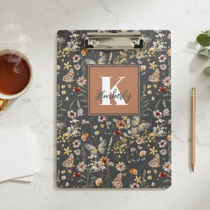 Moderne Boho-Floral-Monogramm-Name Klemmbrett