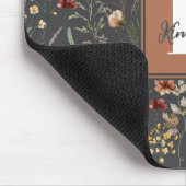 Moderne Boho-Floral-Monogramm-Name Mousepad (Ecke)