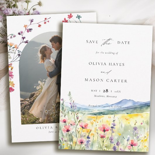 Moderne Boho-Hochzeit auf der Bergwiese mit Wildbl Save The Date