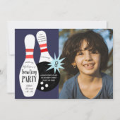 Moderne Bowling Blue & Red Birthday Party Einladung (Vorderseite)