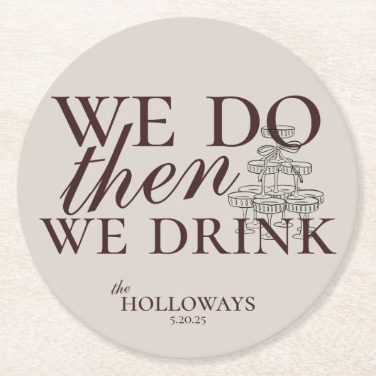 Moderne braune Personalisierte Cocktailstunde Hoch Runder Pappuntersetzer (Vorderseite)