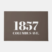 Moderne, braune und weiße, elegante Türmatte (Vorderseite)