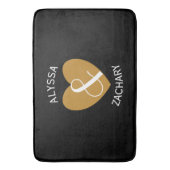 Moderne Braut und Groom Gold Herz Kurven Text Z04 Badematte (Vorderseite Vertikal)