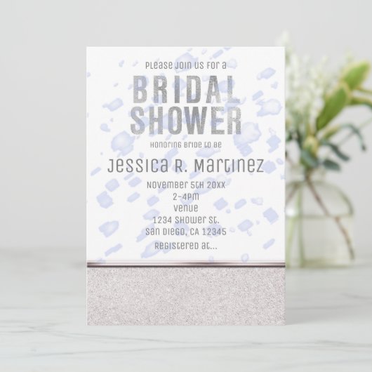 Moderne Brautparty Blauer Regen Einladungen (Stehend Vorderseite)