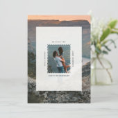 Moderne Briefmarke Sie Hat Ja Engagement-Einladung Einladung (Stehend Vorderseite)