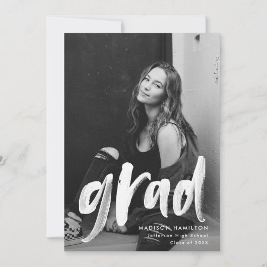 Moderne Brush Script Coral Foto Graduation Party Einladung (Vorderseite)