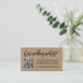 Moderne Brush Script Kraft Wedding Website QR Begleitkarte (Stehend Vorderseite)