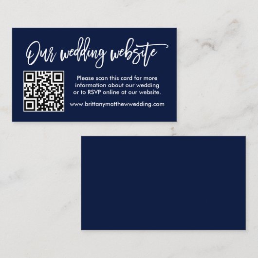 Moderne Brush Script Wedding Website QR Blue Begleitkarte (Vorne/Hinten)