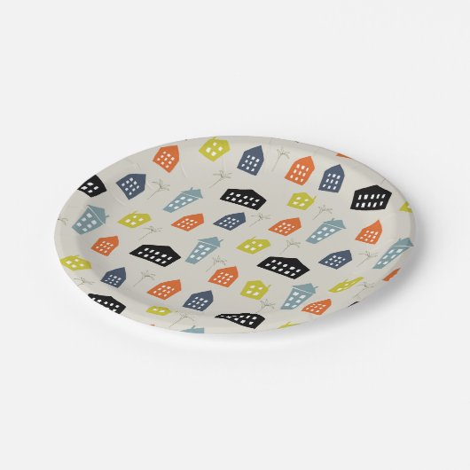 Moderne, bunte Häuser und Bäume des Mittelalters Pappteller (Schrägansicht)