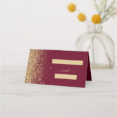 Moderne Burgund Red Gold Glitzer Edge Wedding Platzkarte (Vorderseite)