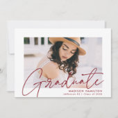Moderne Burgund Script Foto Graduation Party Einladung (Vorderseite)