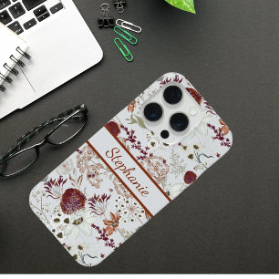 Moderne Burgund-Wildblumen Elegant Boho Floral iPhone 15 Pro Hülle